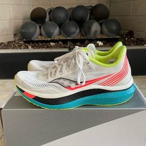 Saucony Endorphin Pro Marathon Shoes 👟